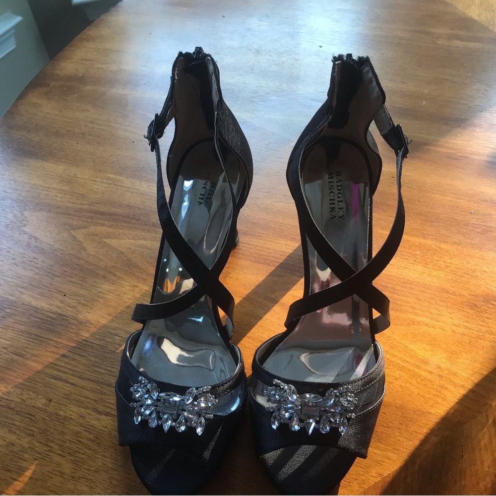 Black Crystal Embellished Heels with Ankle Straps by Badgley Mischka sz 5